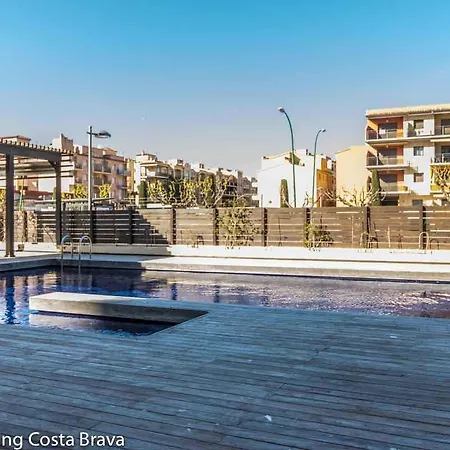 Apartment Empurialola -precioso Apartamento Vistas Mar Y Piscina En Empuriabrava- 133 *
